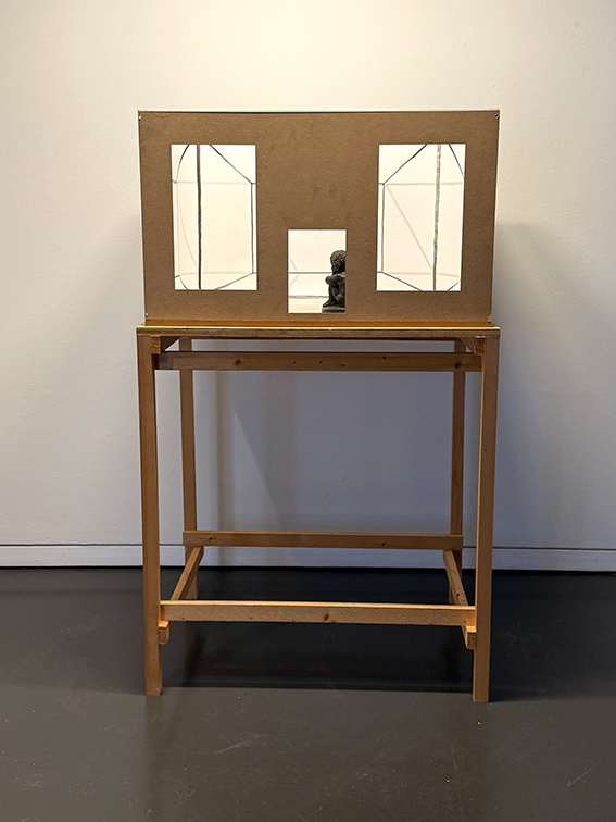 Andreas Hofer, «Der Hocker», Hans Trudels Hocker im Modellraum, 
Bronze, Holz, Glas und Tusche auf Papier, 89 x 65 x 54 cm, 2025