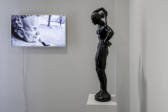 Ausstellungsansicht, Mittelgeschoss im Trudelhaus Baden