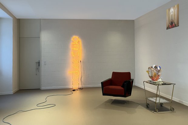 14.0|1 02_04a_hotela.jpg