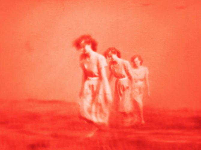 andreanottaris_filmstil_video_betty.jpg