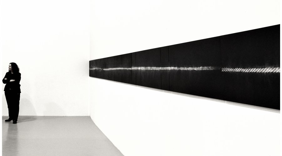 serena_amrein-2022_timeline_51x1016x1cm.jpg