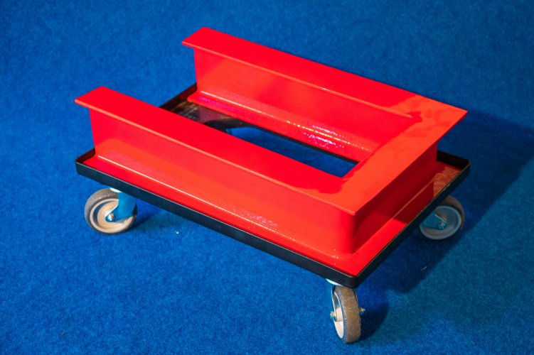 traegeraufwagen.jpg
