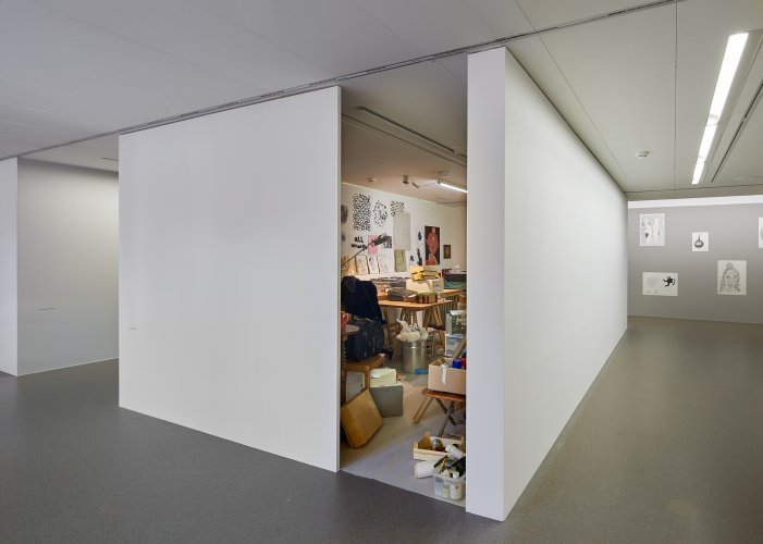 white_cube_.jpg